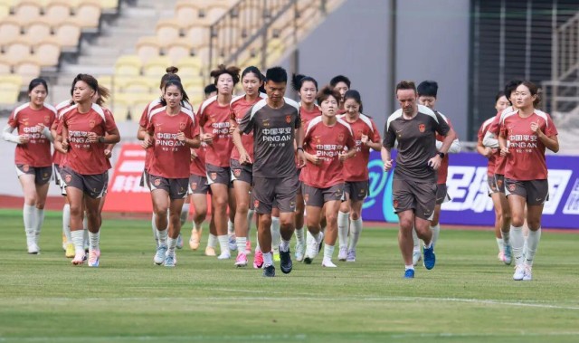 世界杯直播入口合集-明晚迎战俄罗斯！中国女足主帅点评武汉新国脚